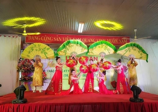 Liên hoan “Hát ru và hát dân ca”