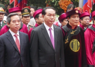 Chủ tịch nước dâng hương tưởng nhớ các Vua Hùng