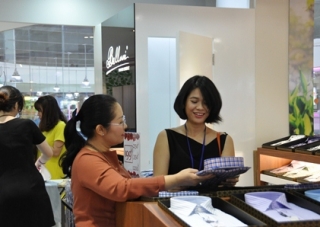 Khai trương cửa hàng Belluni thứ 65 tại Big C Tân Thành Khai trương cửa hàng Belluni thứ 65 tại Big C Tân Thành