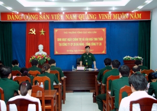 Thủ trưởng Tổng cục Hậu cần sinh hoạt Ngày Chính trị và văn hóa, tinh thần tại Công ty CP 28 Đà Nẵng Thủ trưởng Tổng cục Hậu cần sinh hoạt Ngày Chính trị và văn hóa, tinh thần tại Công ty CP 28 Đà Nẵng